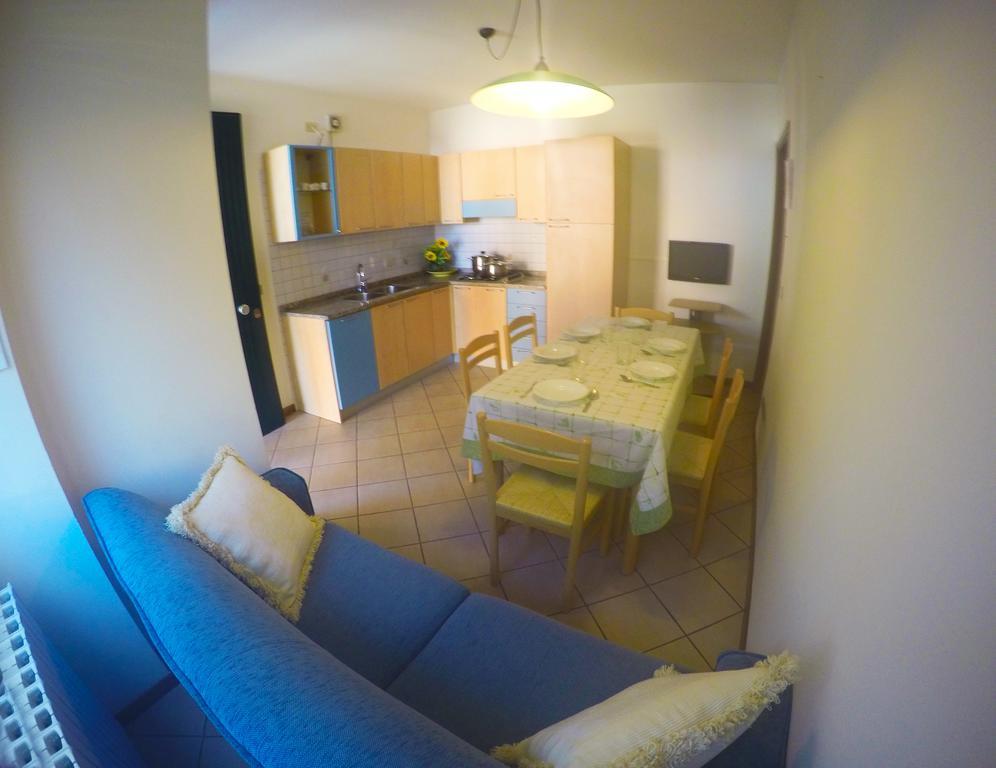 Residence Soleil - Agenzia Cocal Каорле Стая снимка