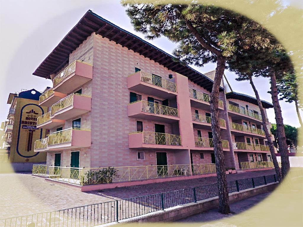 Residence Soleil - Agenzia Cocal Каорле Екстериор снимка