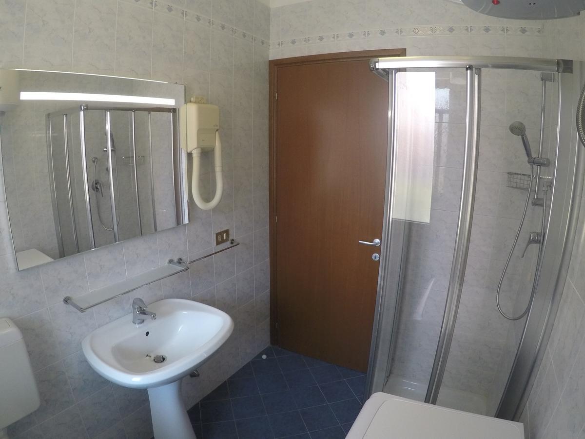Residence Soleil - Agenzia Cocal Каорле Екстериор снимка